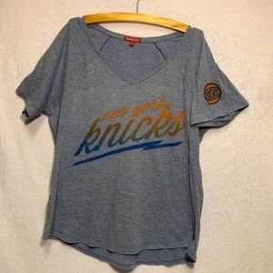 Mitchell & Ness Women's New York Knicks v-neck tee